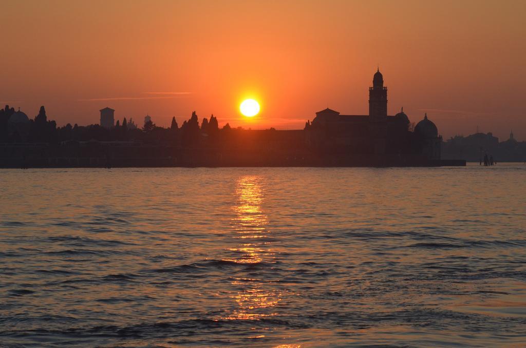 Отель Al Soffiador Мурано Экстерьер фото
